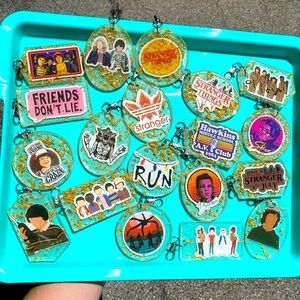 3 PACK Stranger Things Sticker & Gold Flakes Resin Keychains MYSTERY BUNDLE